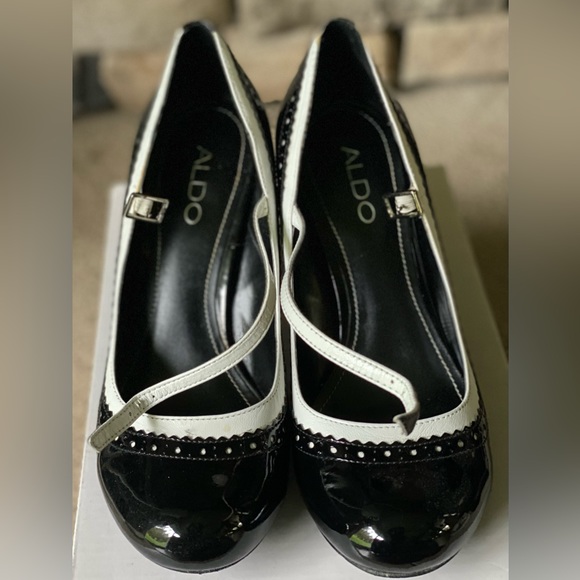 ALDO black and white heels - Picture 3 of 4
